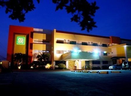 Grand Regal Hotel Bacolod Exterior foto