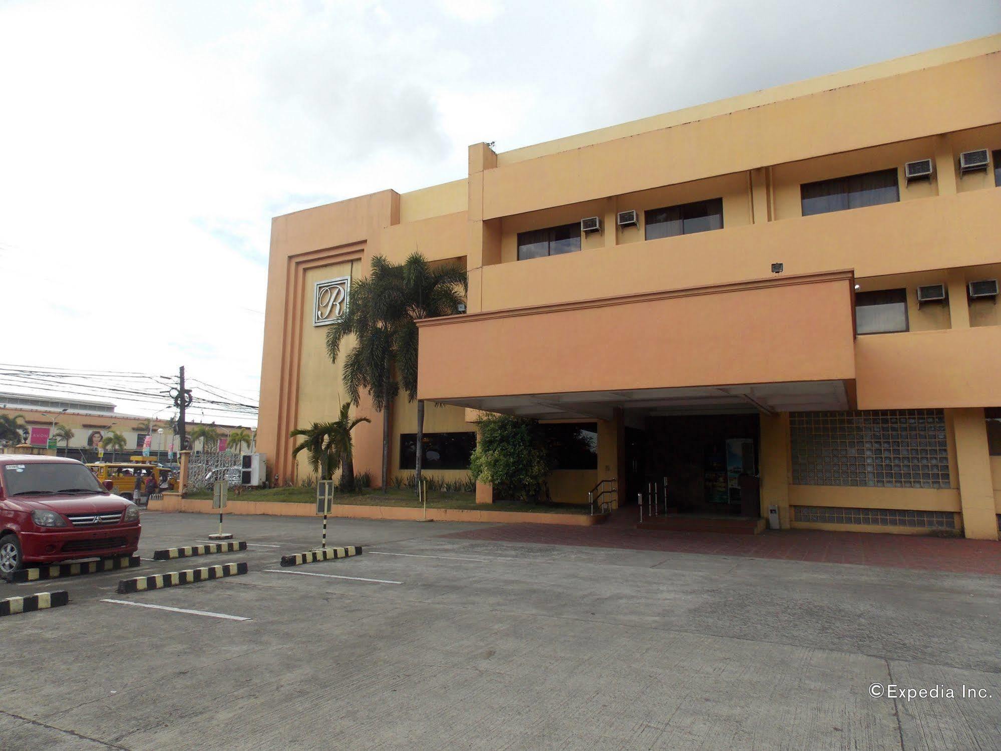 Grand Regal Hotel Bacolod Exterior foto